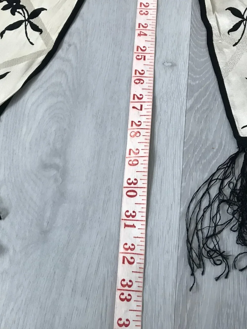 WOMENS IVORY BLACK FLORAL RECTANGLE FRINGE SCARF